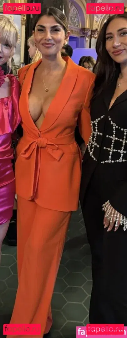 YealCA Onlyfans Photo Gallery 