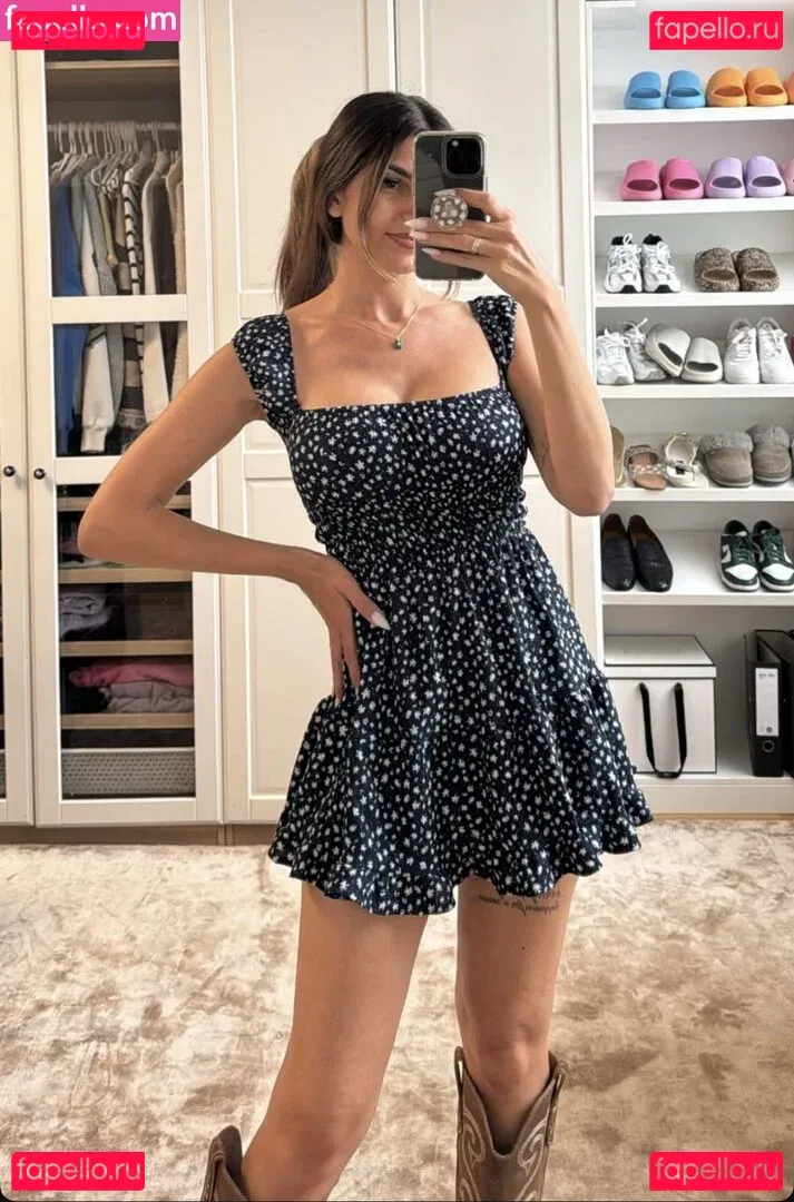 YealCA Onlyfans Photo Gallery 