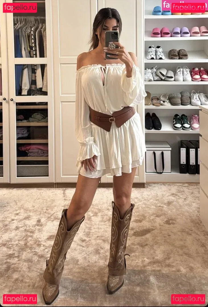 YealCA Onlyfans Photo Gallery 