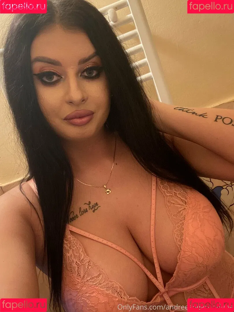 andreeadeaconufree Onlyfans Photo Gallery 