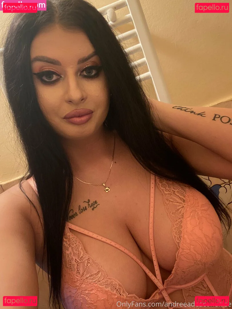 andreeadeaconufree Onlyfans Photo Gallery 