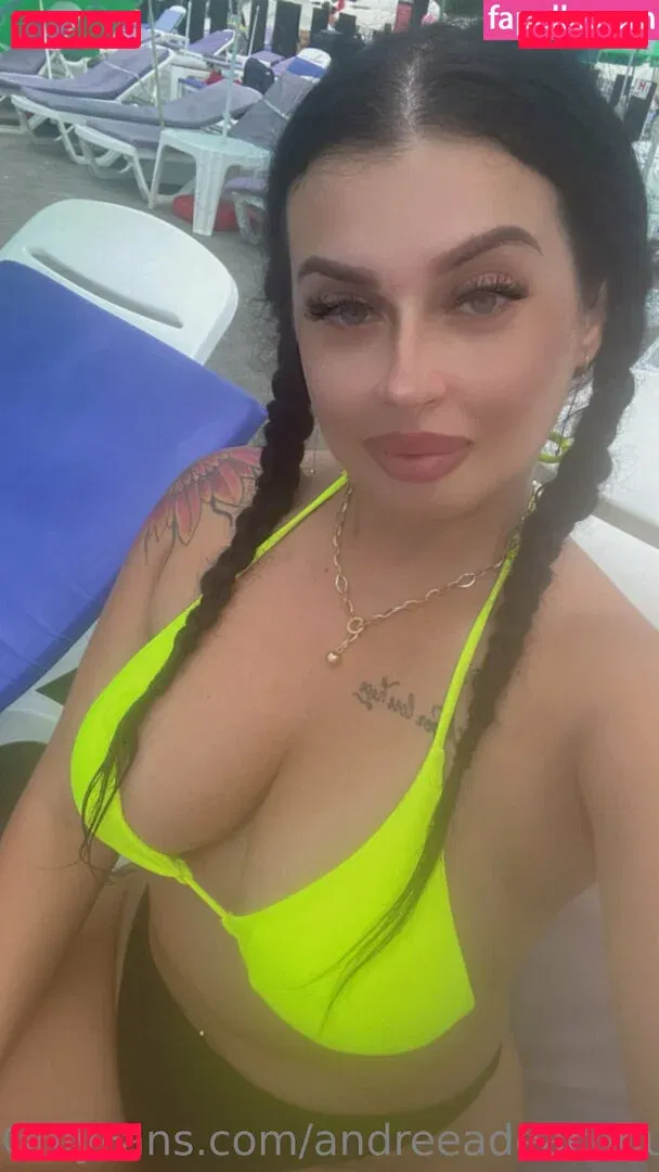 andreeadeaconufree Onlyfans Photo Gallery 