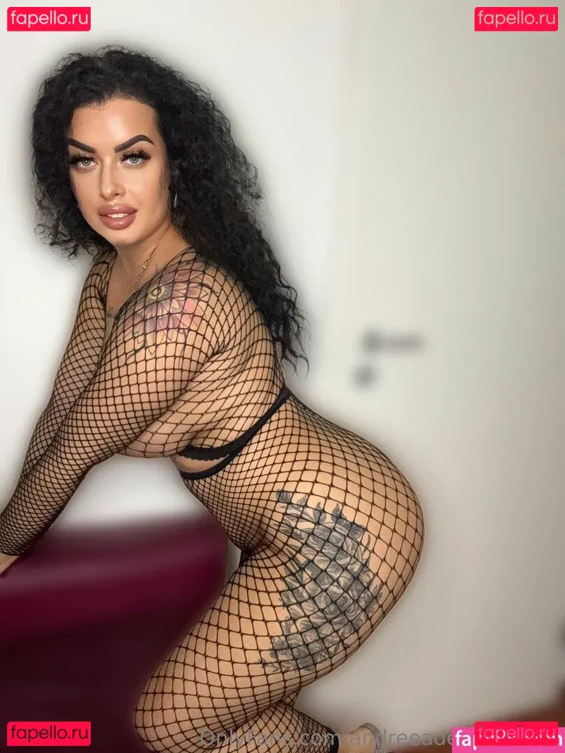 andreeadeaconufree Onlyfans Photo Gallery 