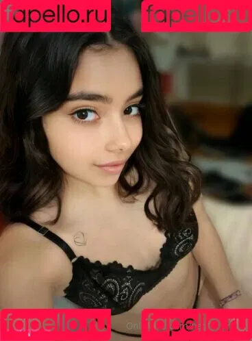 nastia_mini Onlyfans Photo Gallery 