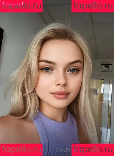 nastia_mini Onlyfans Photo Gallery 