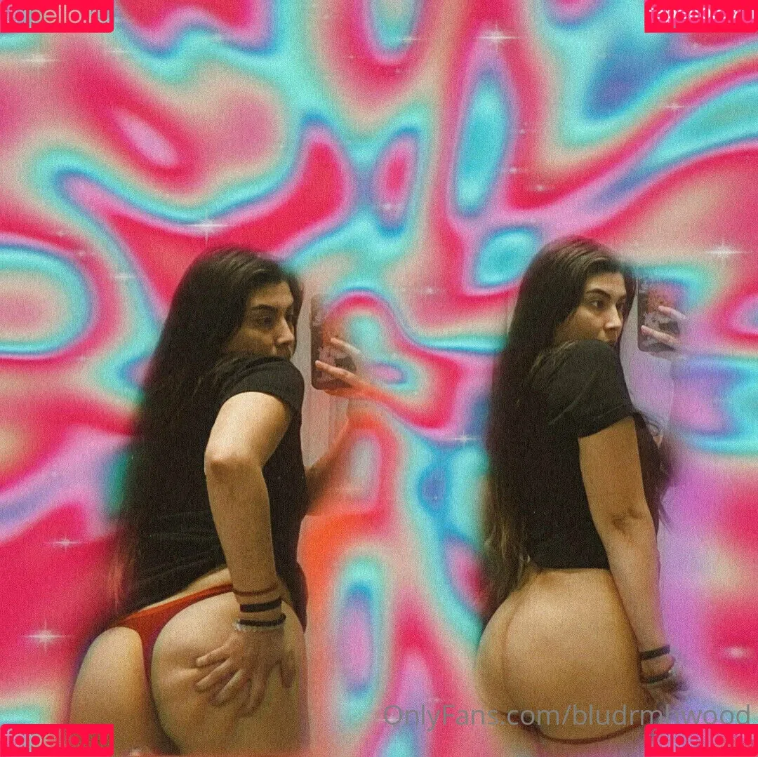 bludrmhwood Onlyfans Photo Gallery 