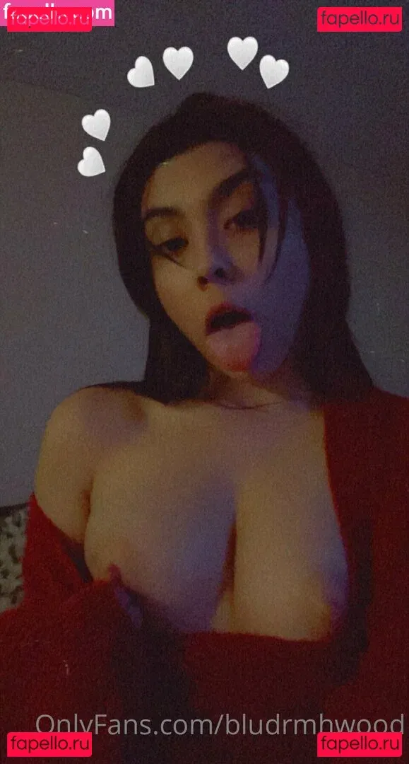 bludrmhwood Onlyfans Photo Gallery 