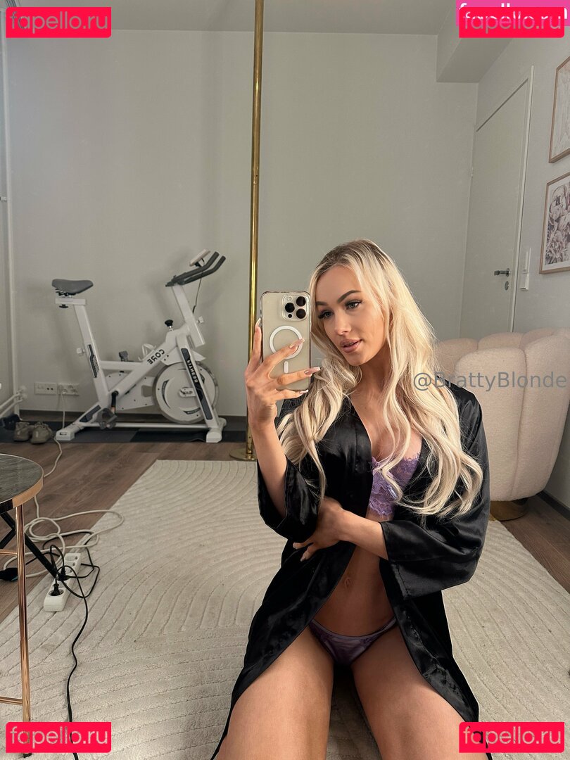 brattyblondefee Nude Onlyfans Photo 18
