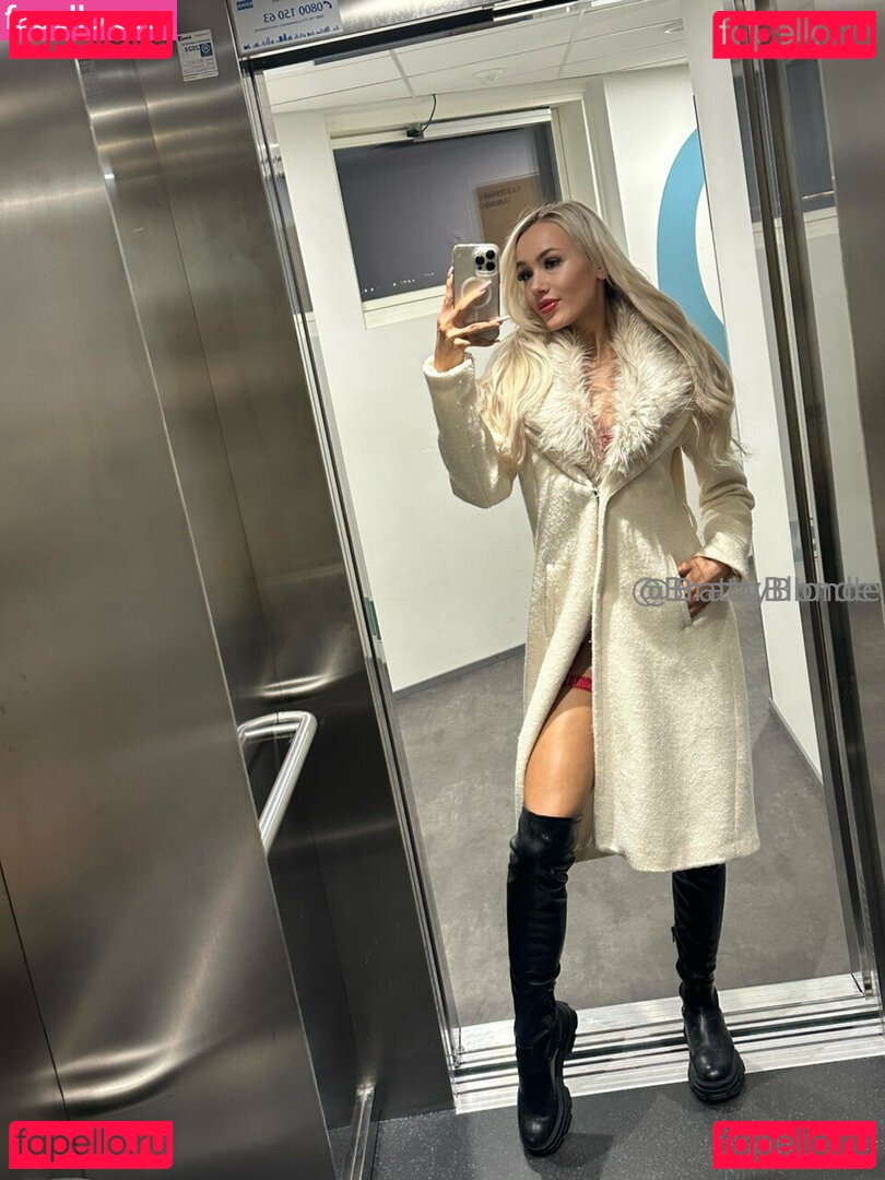 brattyblondefee Nude Onlyfans Photo 11