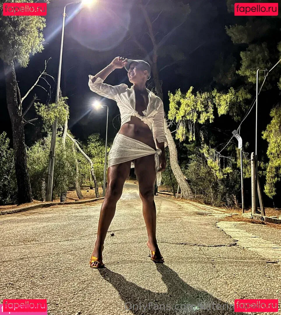 Katerinathedog Onlyfans Photo Gallery 