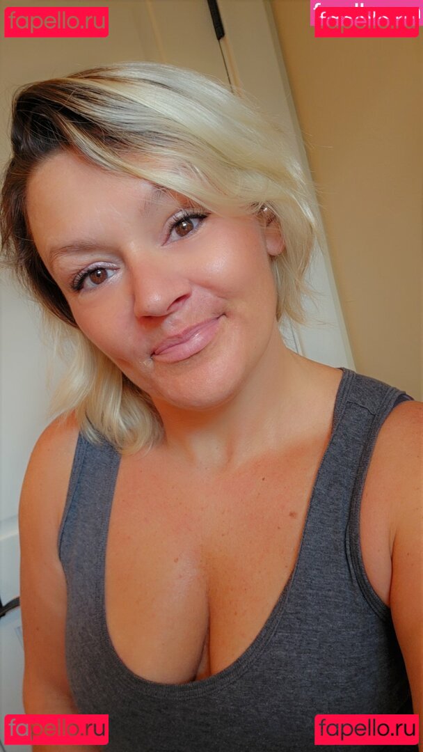 Basedmama Nude Onlyfans Photo 47