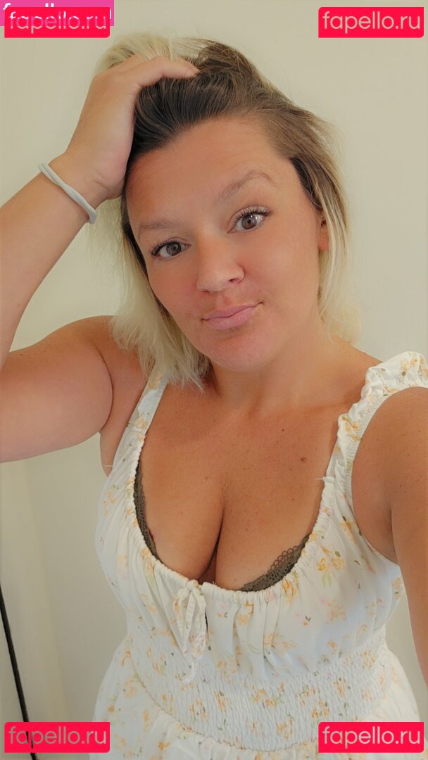 Basedmama Nude Onlyfans Photo 26