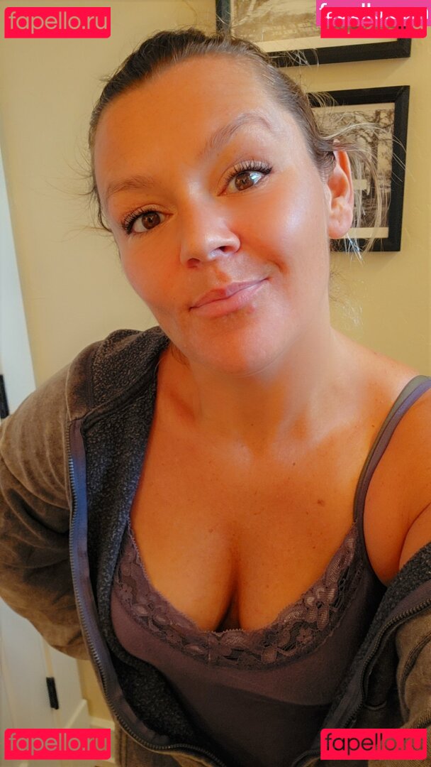 Basedmama Nude Onlyfans Photo 22