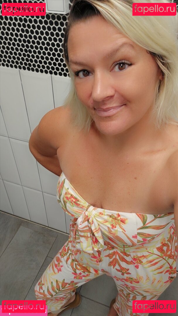 Basedmama Nude Onlyfans Photo 14
