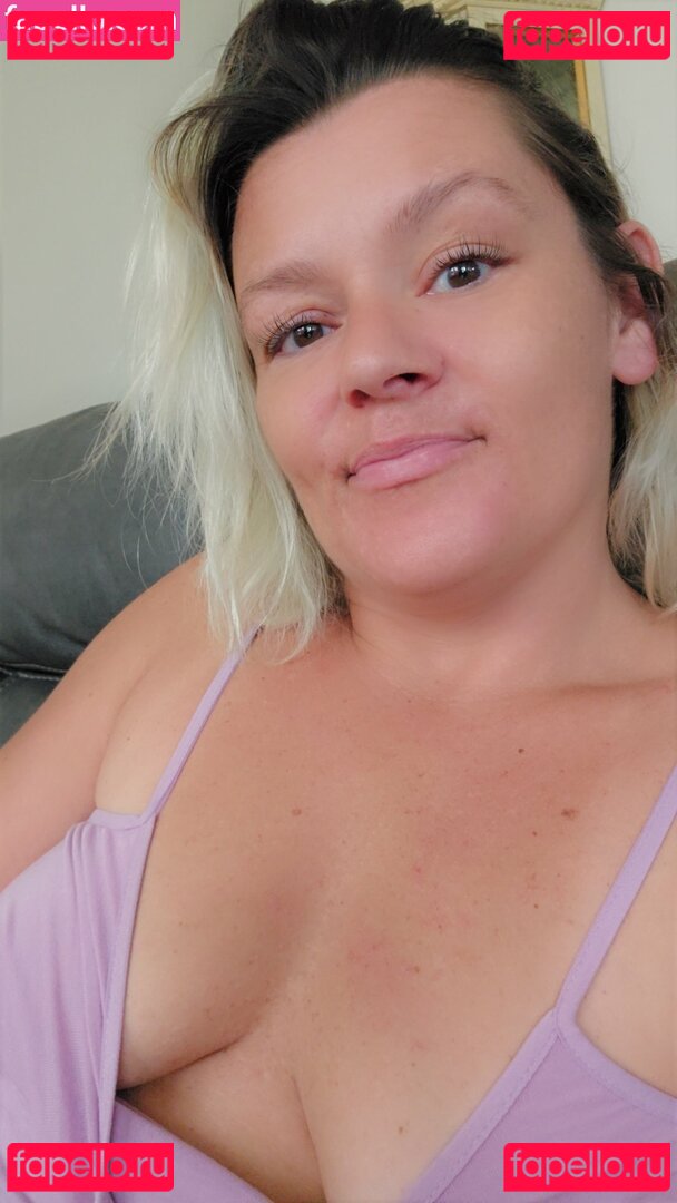 Basedmama Nude Onlyfans Photo 7