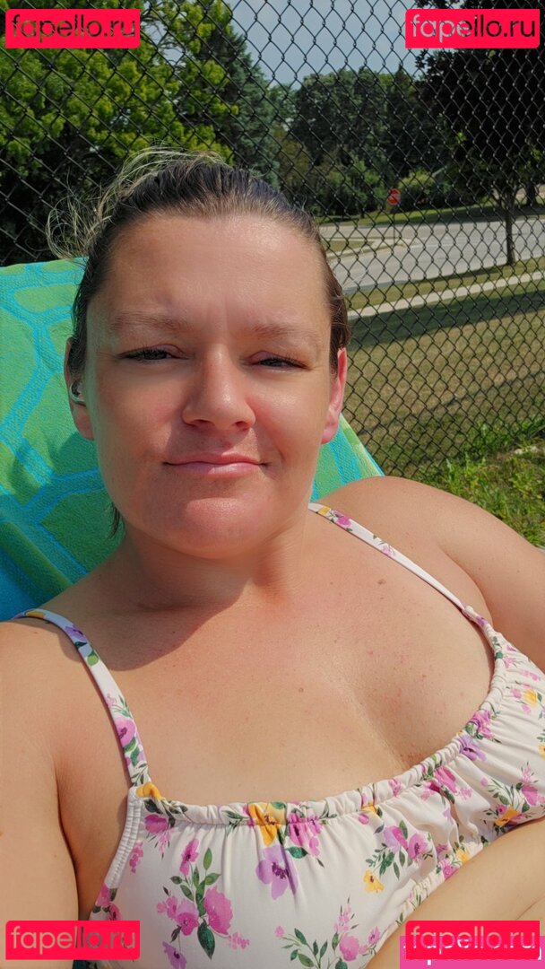Basedmama Nude Onlyfans Photo 6