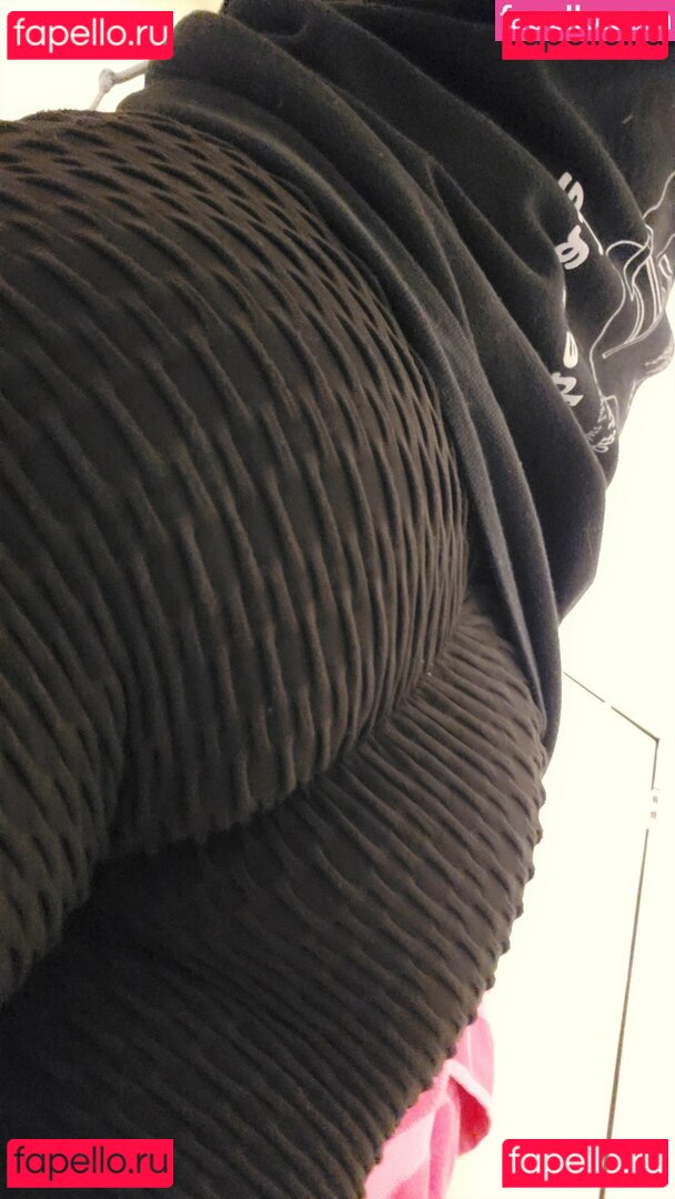 Basedmama Nude Onlyfans Photo 5