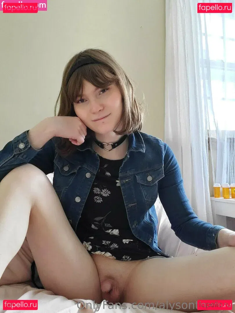 alysonthedoll Onlyfans Photo Gallery 