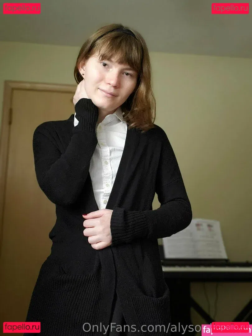 alysonthedoll Onlyfans Photo Gallery 