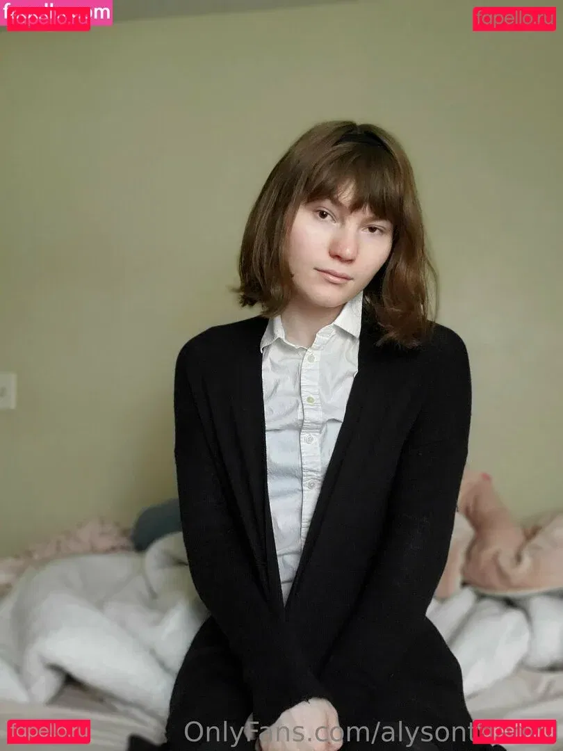 alysonthedoll Onlyfans Photo Gallery 