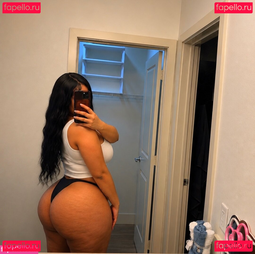 Korrects Nude Onlyfans Photo 10