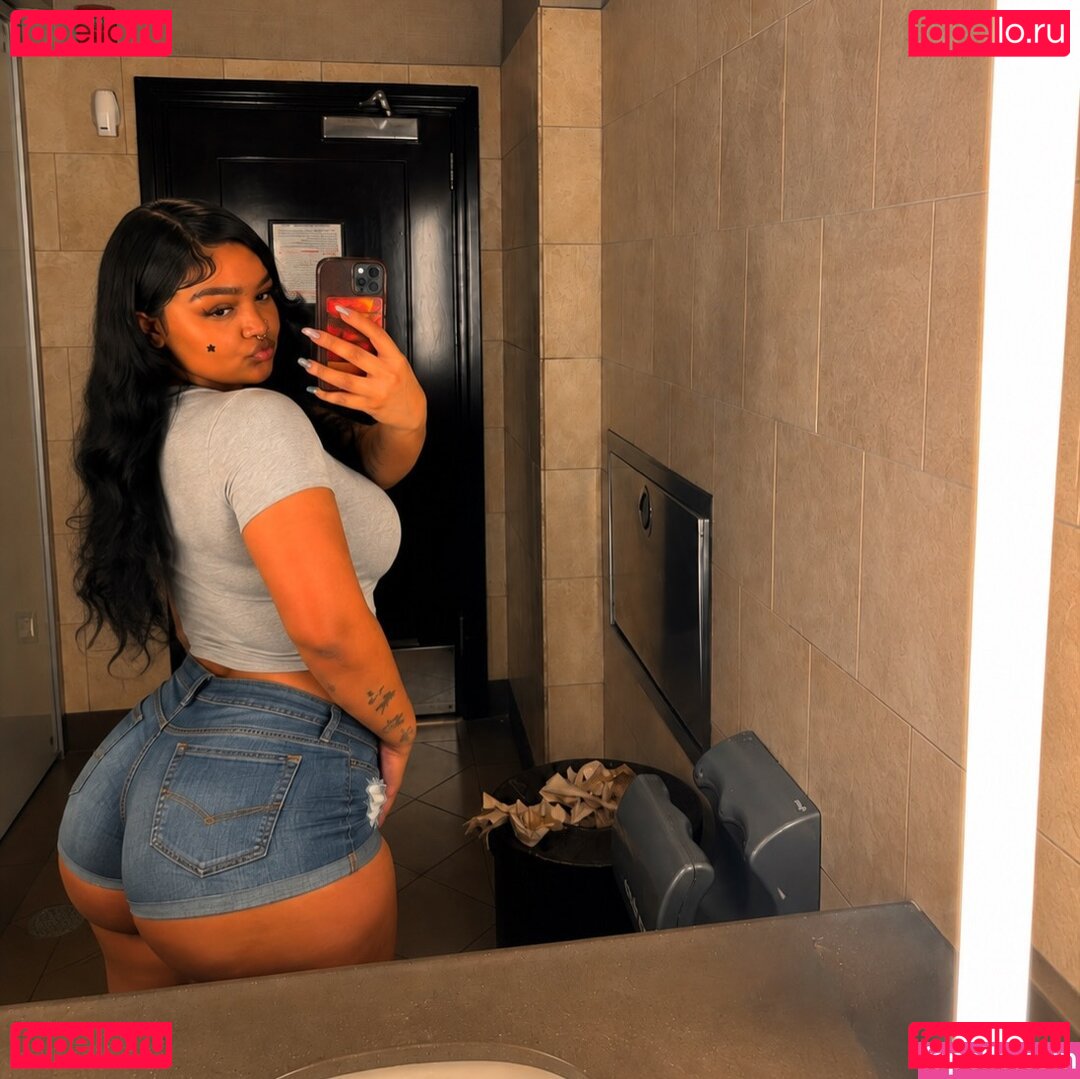 Korrects Nude Onlyfans Photo 4
