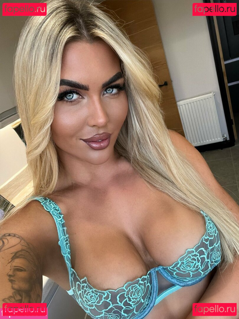 Daisy Dillon Nude Onlyfans Photo 24