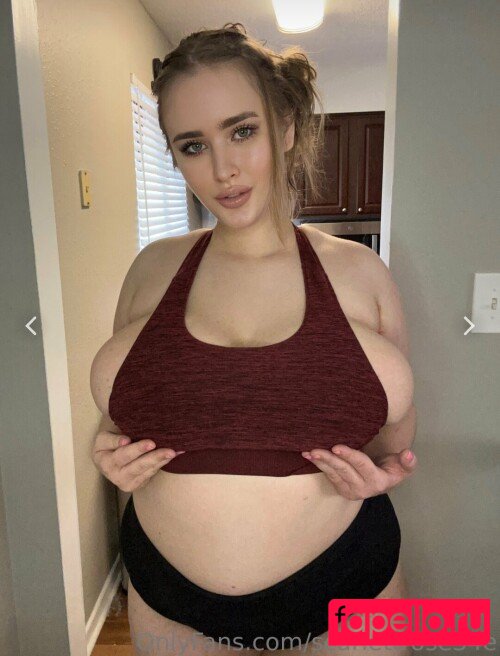 scarlettrose34e Onlyfans Photo Gallery 