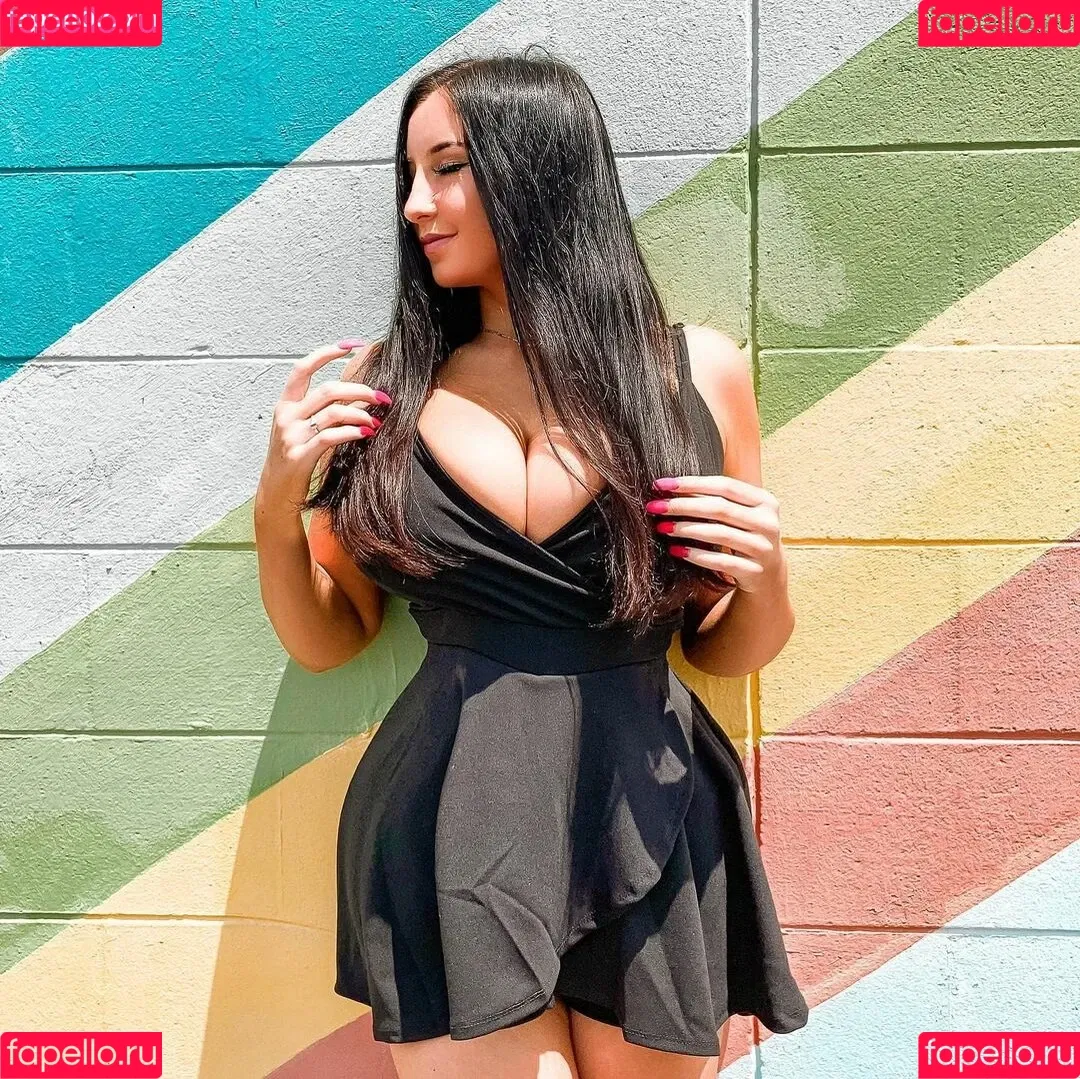 Olivia O Onlyfans Photo Gallery 
