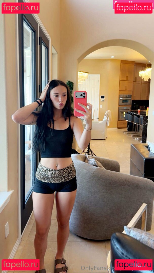 Caty Moore Nude Onlyfans Photo 24