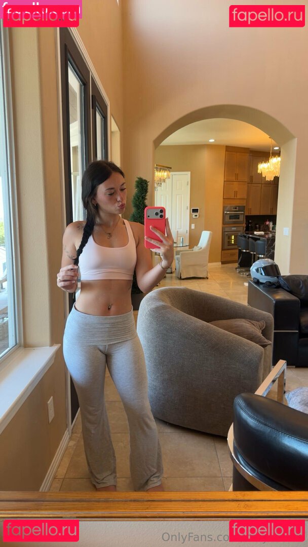Caty Moore Nude Onlyfans Photo 17