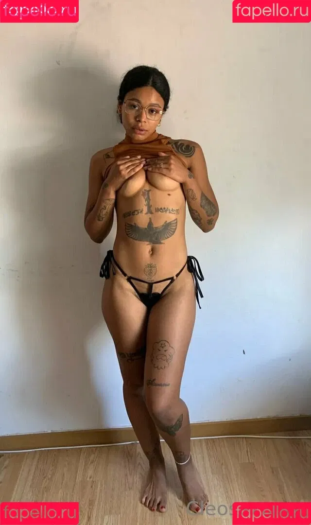 yourcleopathra Onlyfans Photo Gallery 