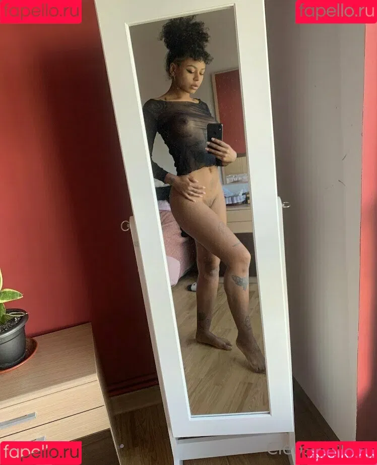 yourcleopathra Onlyfans Photo Gallery 
