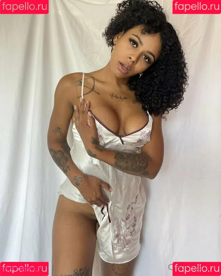 yourcleopathra Onlyfans Photo Gallery 