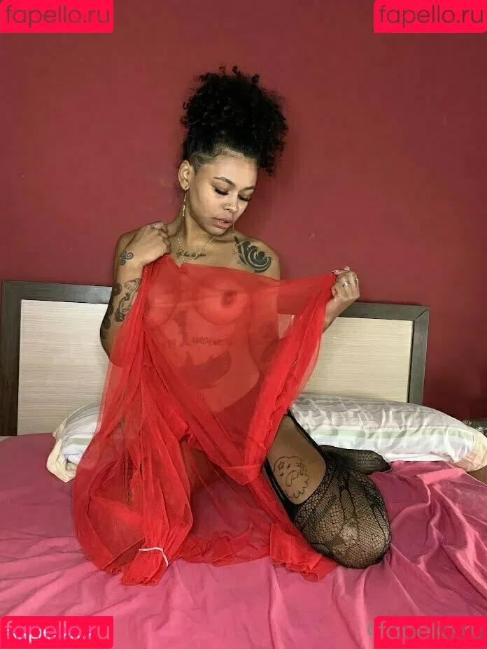 yourcleopathra Onlyfans Photo Gallery 