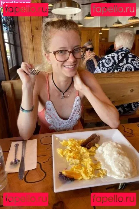 Riley Star Onlyfans Photo Gallery 