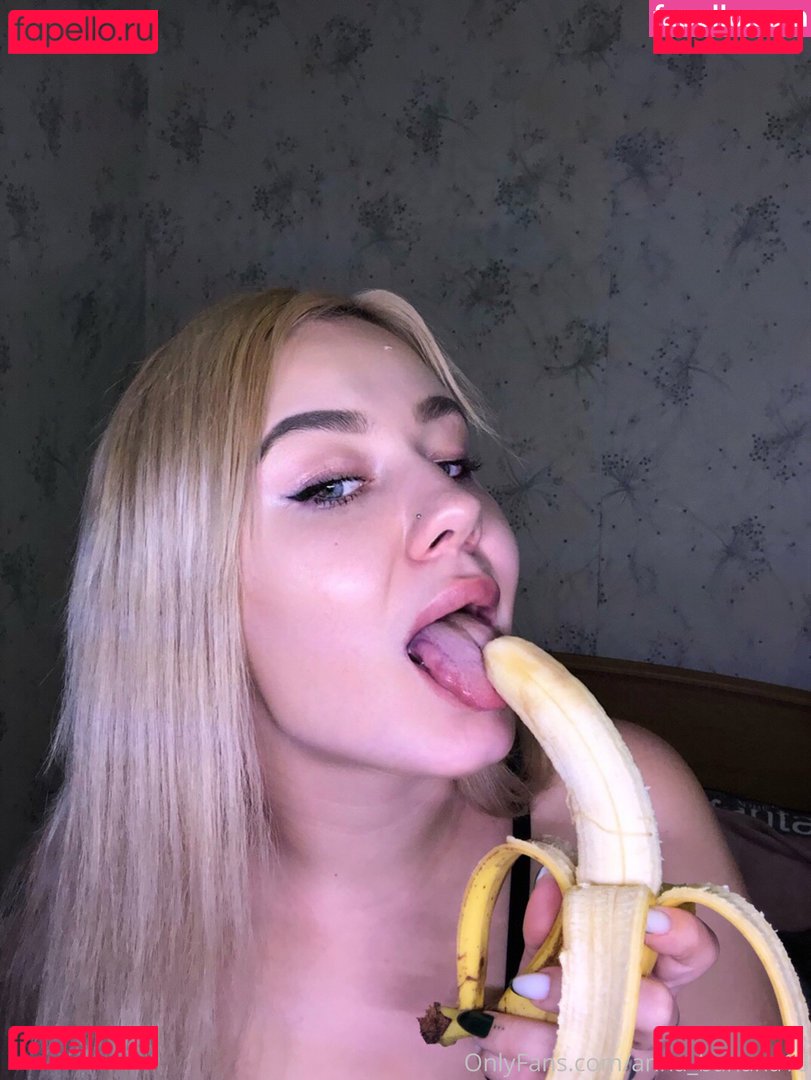 Anna_Banana18 Nude Onlyfans Photo 12