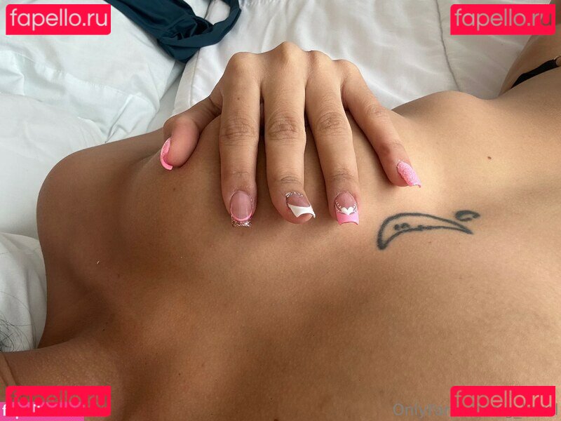 TinyKarolG Nude Onlyfans Photo 3