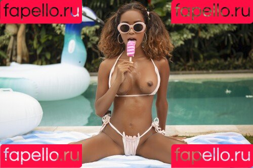 Oladushek11 Onlyfans Photo Gallery 