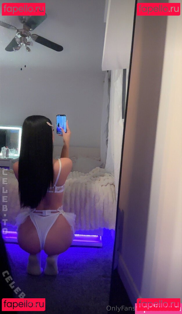 lottielux Nude Onlyfans Photo 35