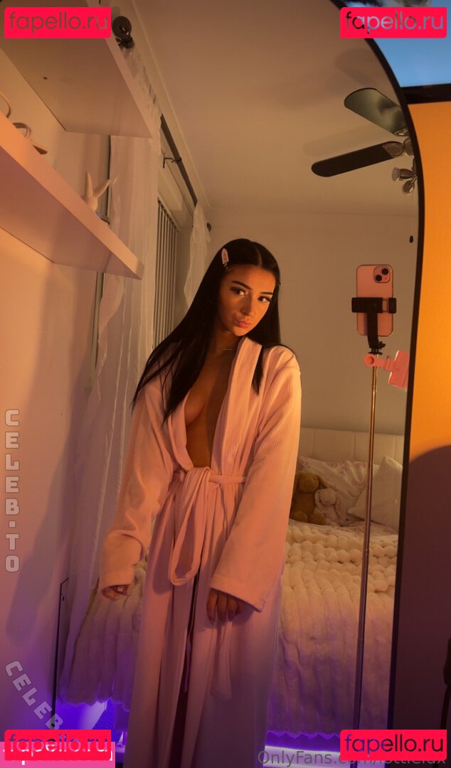 lottielux Nude Onlyfans Photo 21