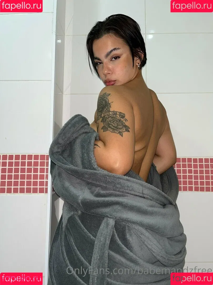 mandz.sghfree Onlyfans Photo Gallery 