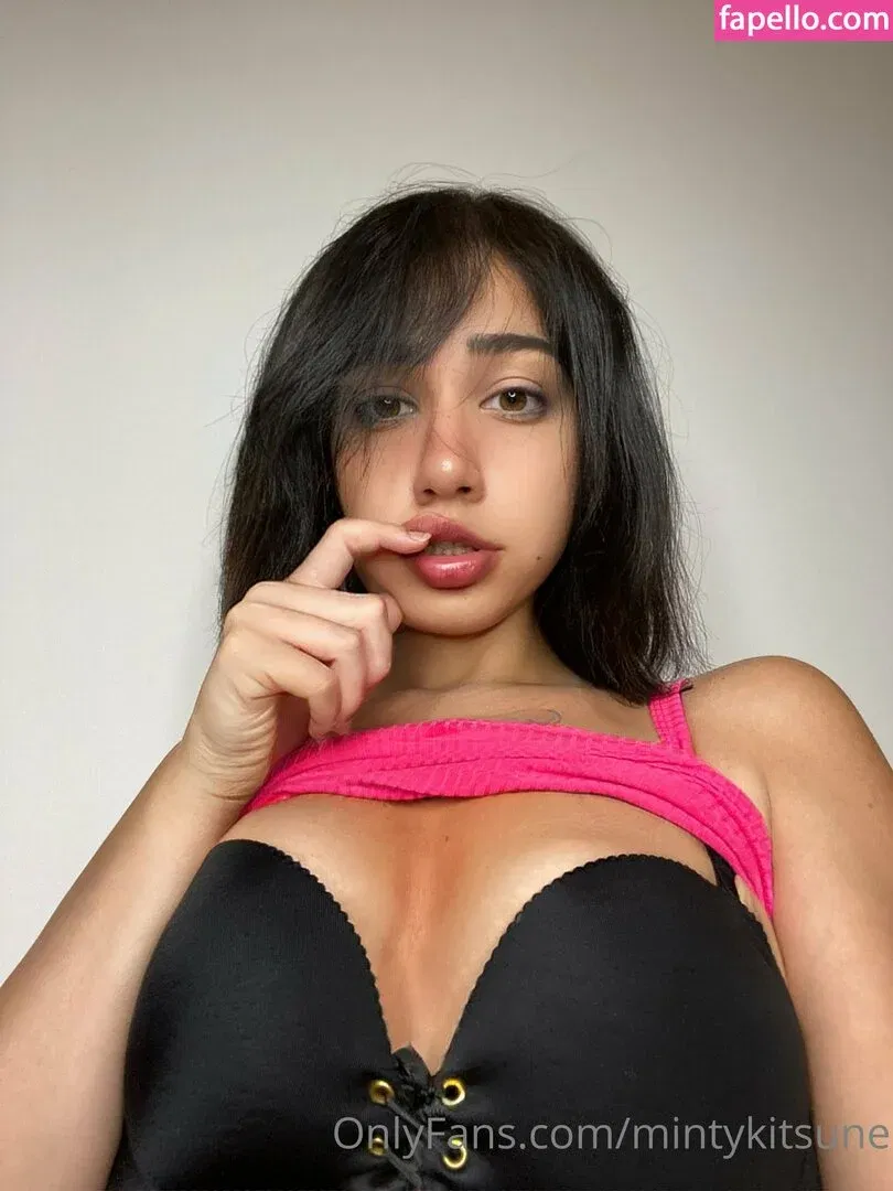 Minty Kitsune Onlyfans Photo Gallery 