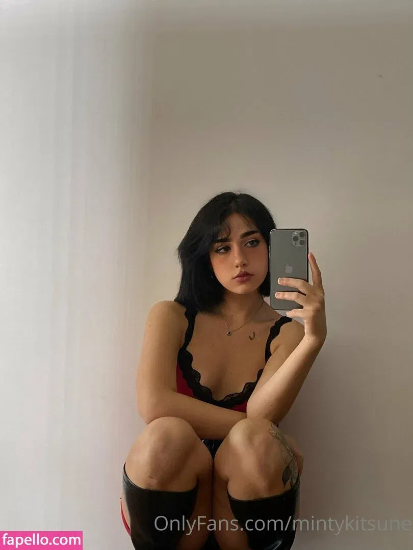 Minty Kitsune Onlyfans Photo Gallery 