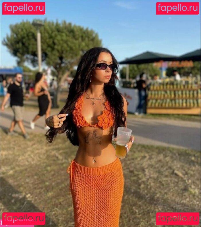 veronicainred Nude Onlyfans Photo 9
