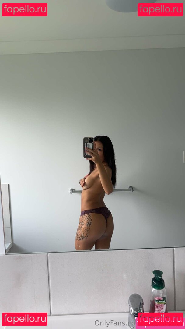 Sachaangel Nude Onlyfans Photo 11