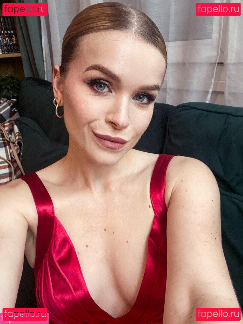 Lucy Sanivy Nude Onlyfans Photo 11