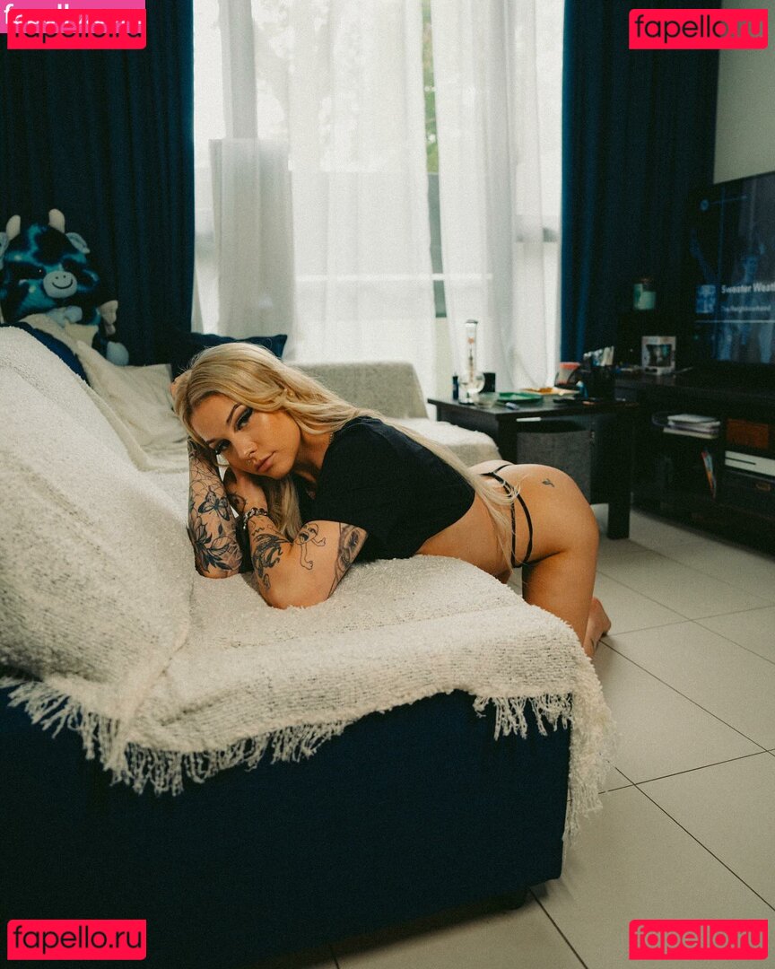Olive May Nude Onlyfans Photo 16