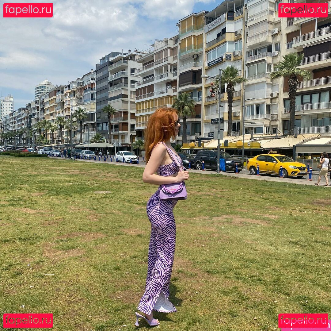 Aysennyuksel Nude Onlyfans Photo 30