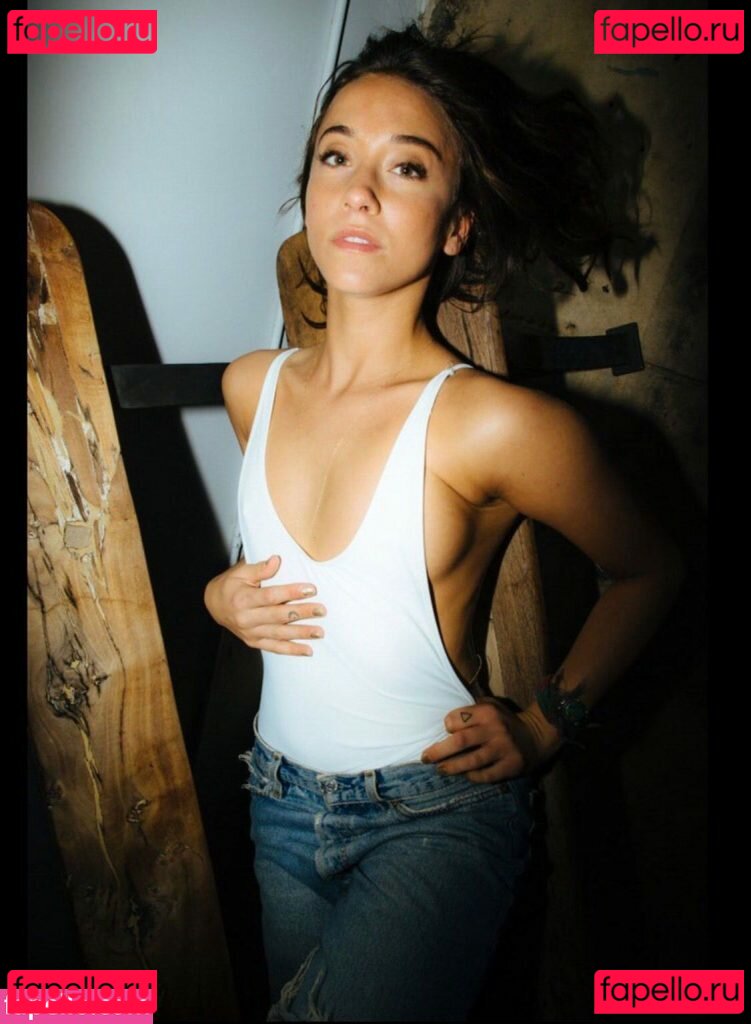 Stella Maeve Nude Onlyfans Photo 7